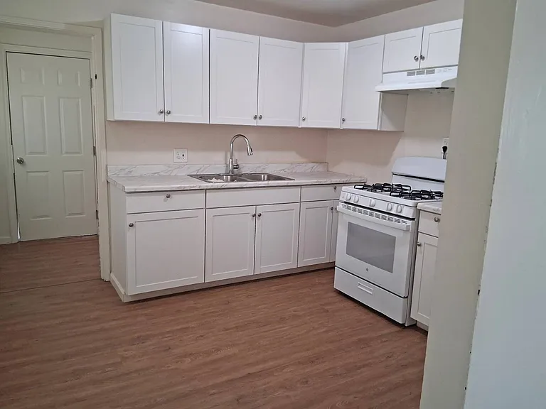614 Otis Ave #27 — Photo 2