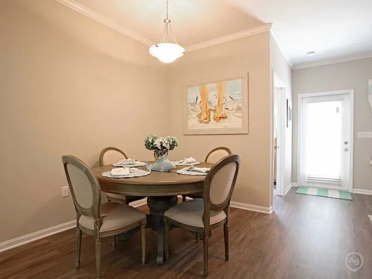 Perdido Isle Apartment Homes — Photo 9
