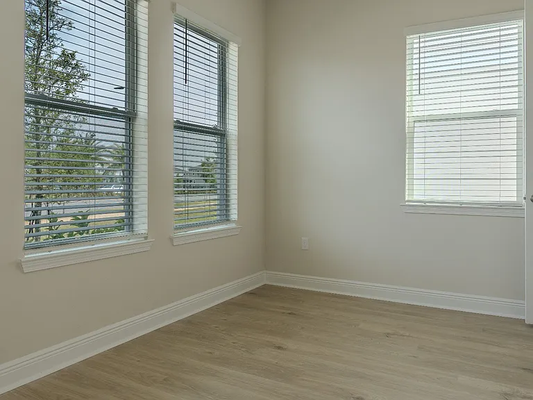 16705 Victoria Grove Aly — Photo 9