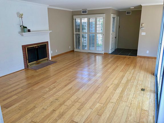 3rd image of 1225 N Granada Ave APT 13