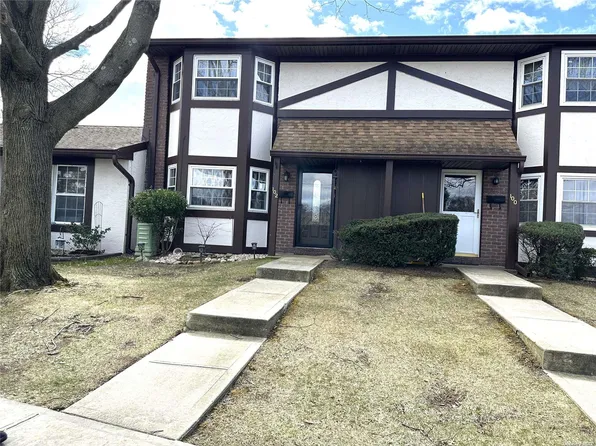 102 Quail Run Drive #102, Deer Park, NY 11729