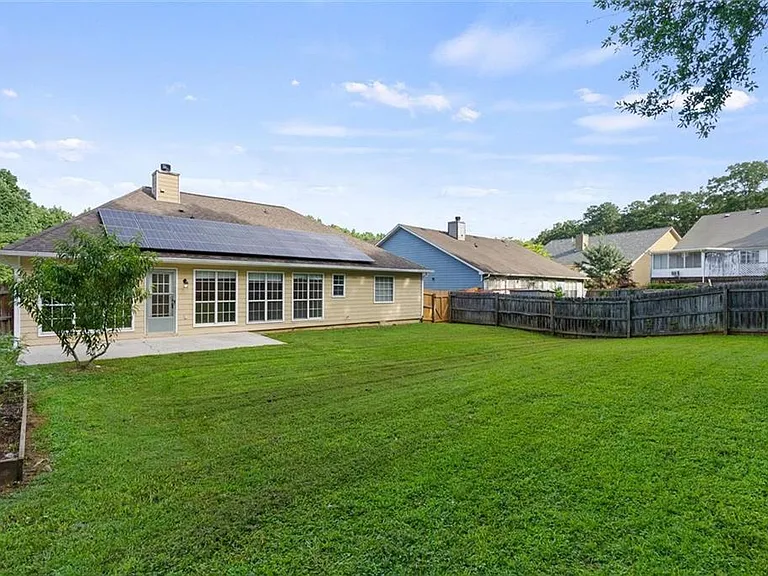 4680 Sterling Oaks Ct — Photo 32