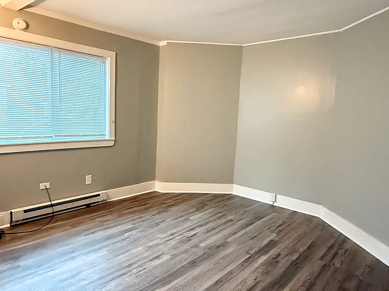 81 Willow St #1 — Photo 4