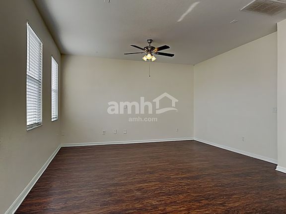 5th image of 223 Fern Gulley Dr