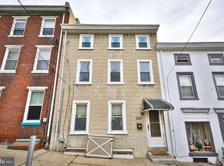 151 Carson St, Philadelphia, PA 19127