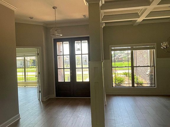 3rd image of 504 Sage Creek Blvd