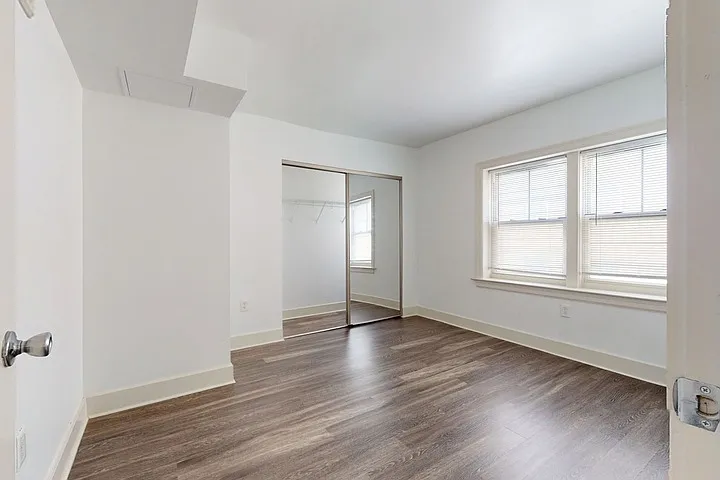 Clyde Manor — Photo 175