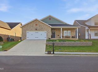 1839 Top Sail Ct, Kingsport, TN 37664