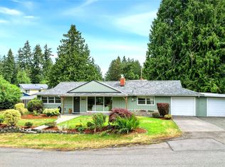 6014 Lind Dr, Bremerton, WA 98312