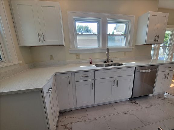 2nd image of 3723 Court Ave
