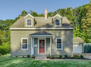 186 Central St, Auburn, MA 01501