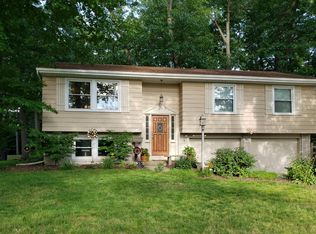 2540 Carriage Dr, Toledo, OH 43615