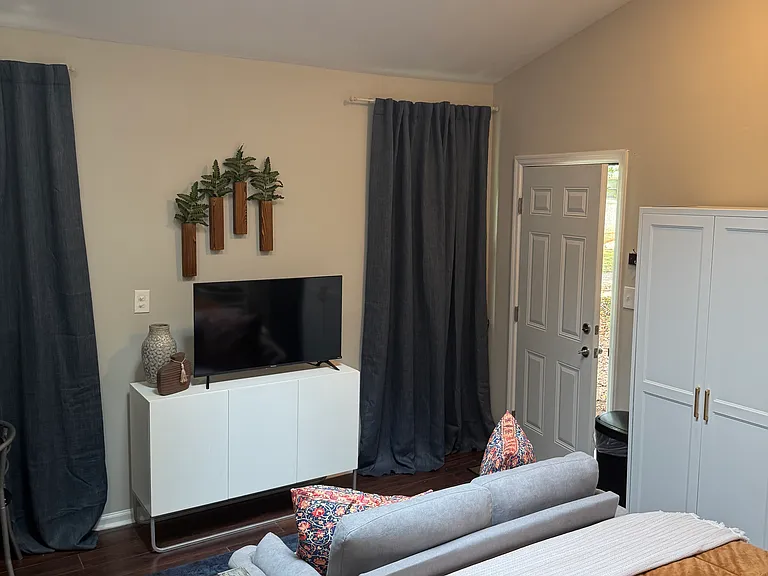 4495 Spring Valley Pkwy #B — Photo 7