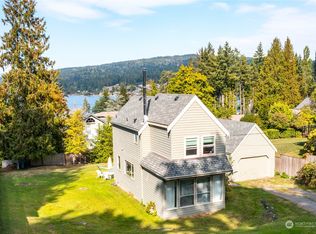 4509 Lakeway Dr, Bellingham, WA