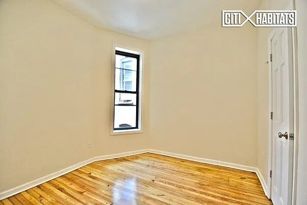 Rented by Citi Habitats | media 32