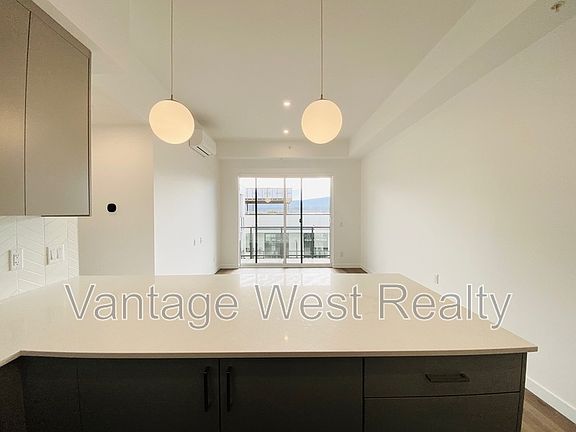 5th image of 1301 Belaire Ave #622