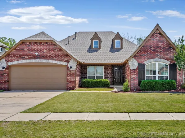 4611 N 36th Pl, Broken Arrow, OK 74014