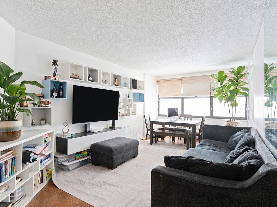 1st image of 7002 Boulevard East Unit 8J
