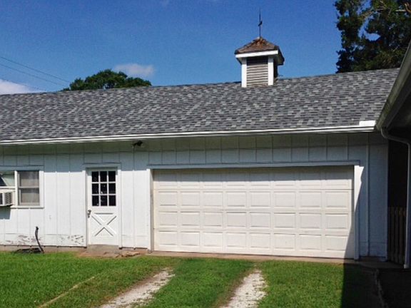 Double Car Garage & Shop