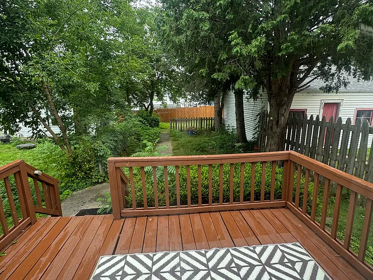 105 E Linden St — Photo 19