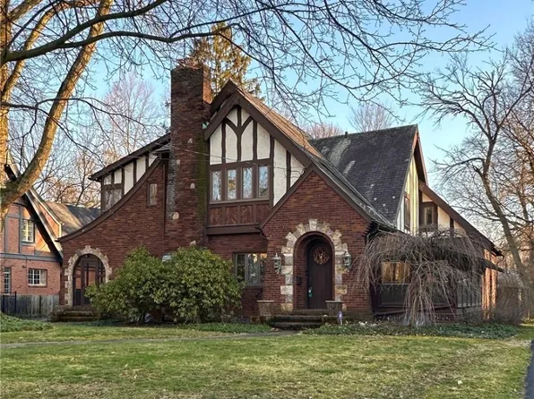 796 Sunnyside Ave, Akron, OH 44303