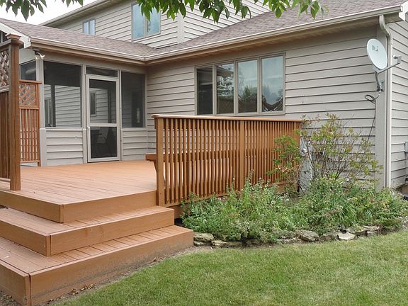 Rear deck - entrance to Florida room