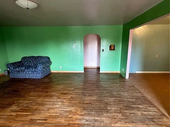 3rd image of 915 S 3rd St W Suite W