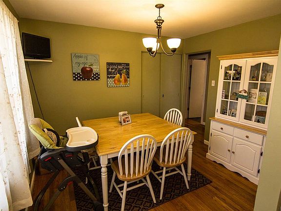 Home for Sale in Quincy, IL $127,900