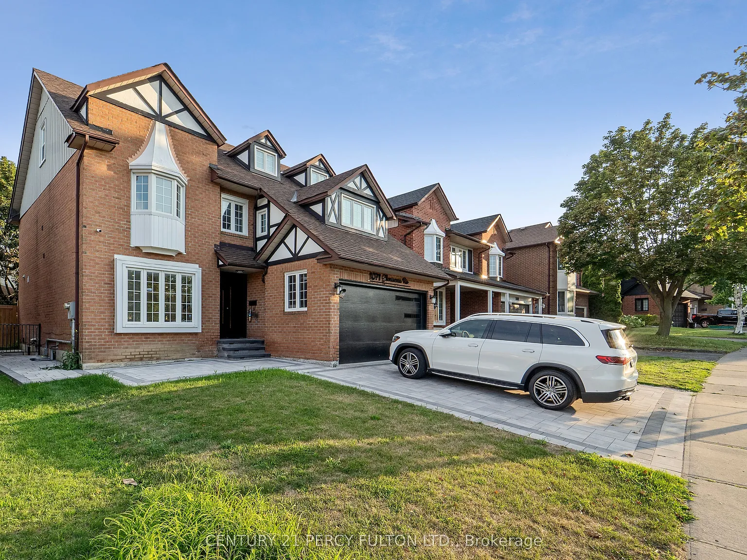 6 bed, $6,500 — Photo 1