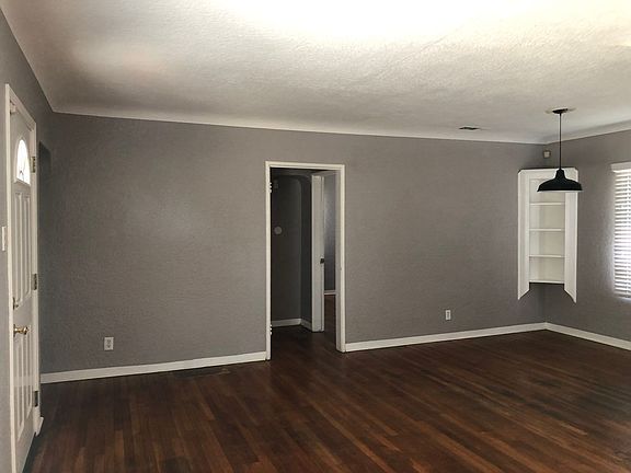 5th image of 630 N Manor St