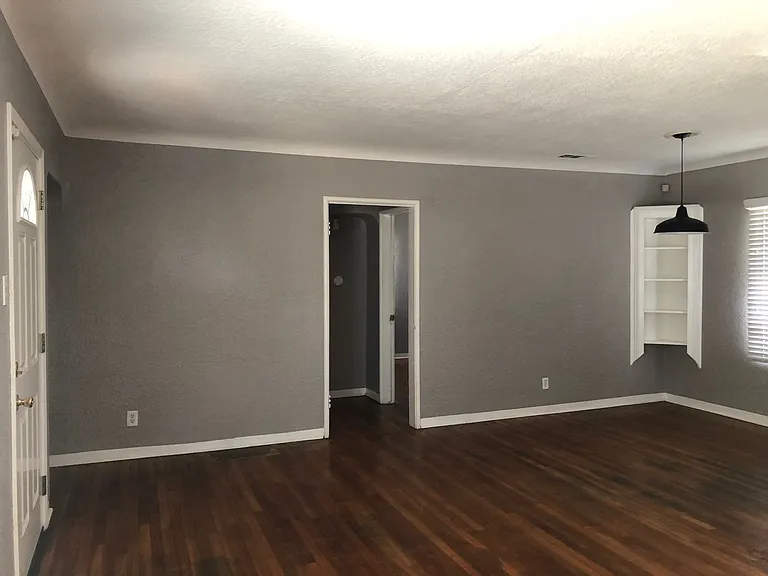630 N Manor St — Photo 5