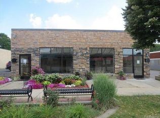 25037 W Warren St, Dearborn Heights, MI 48127