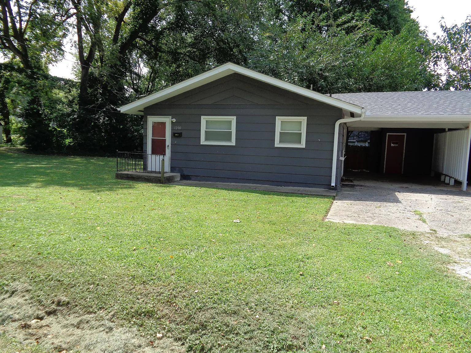 2 bed, 690 sqft, $825 — Photo 3