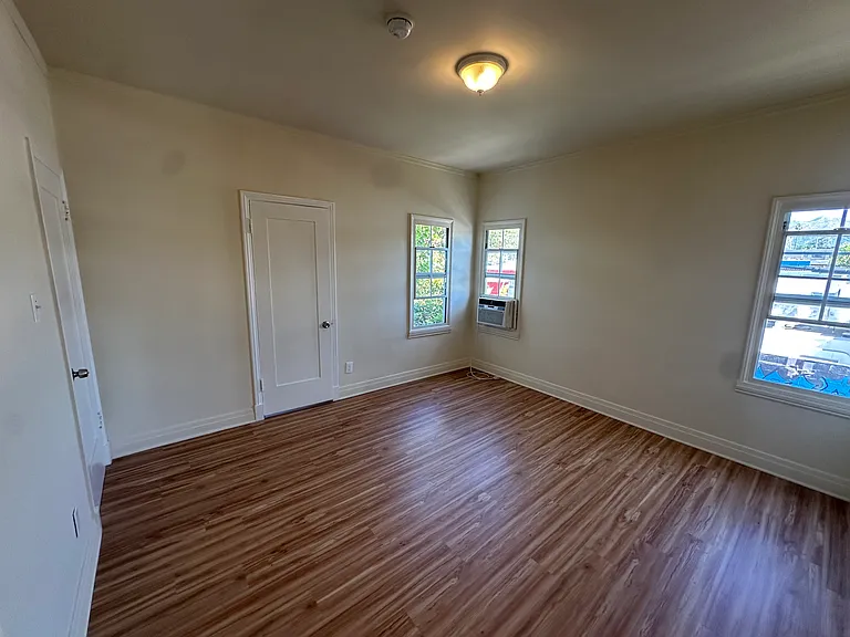640 N Vista St #640 — Photo 6