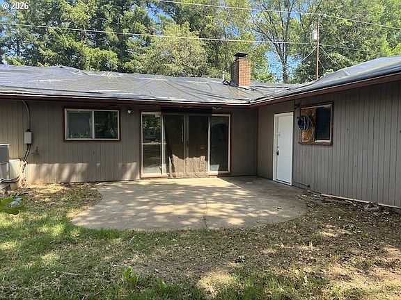 4th image of 344 Peckerwood Ln