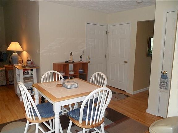 5th image of 5 Apple Blossom Ln