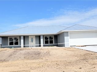 530 David Cir, Labelle, FL 33935