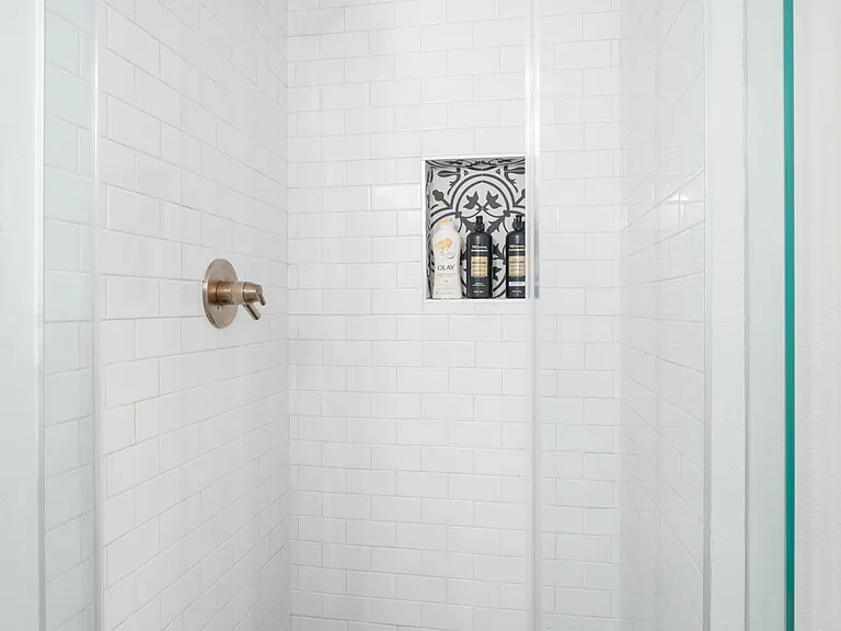 7410 S Hobart Blvd — Photo 23