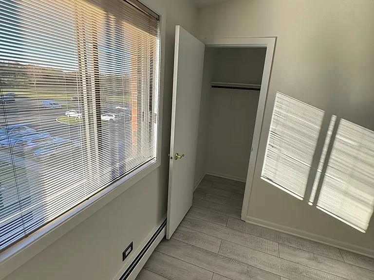 9 Cedar Ct #13 — Photo 6