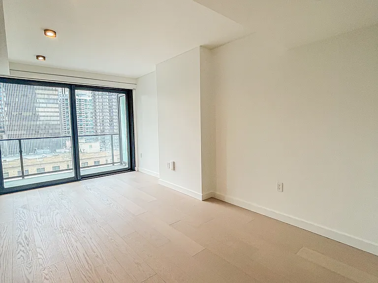 300 Virginia St #1003 — Photo 23