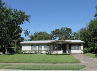 1535 Houghton Rd, Dallas, TX 75217