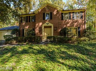 8809 Maxwell Dr, Rockville, MD 20854