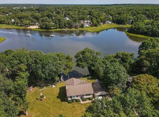 49 Edgewater Way, Wareham, MA 02571