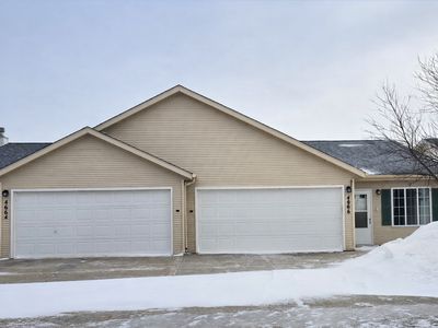 4666 8th Ave S, Fargo, ND, 58103