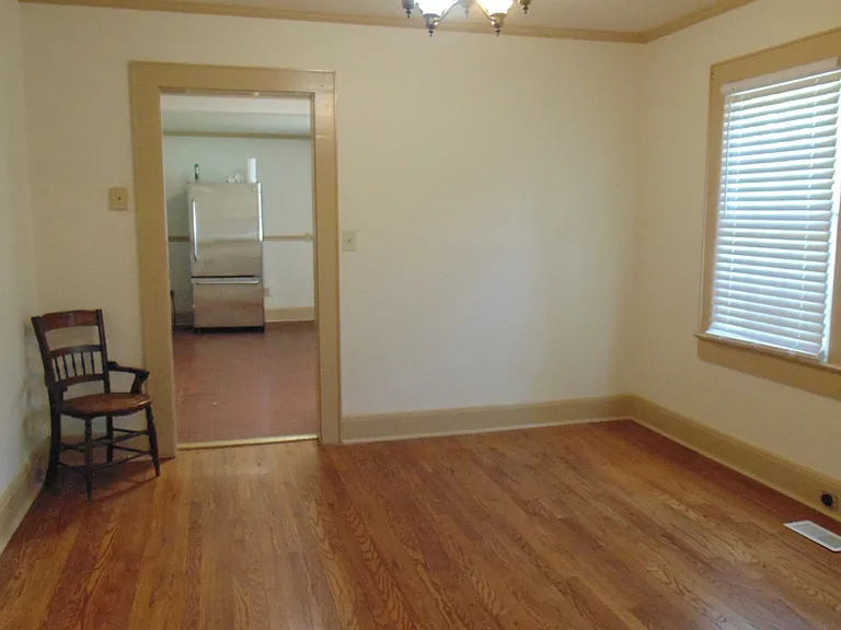1102 Dodson St — Photo 3