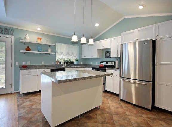 4th image of 8707 Westglen Dr