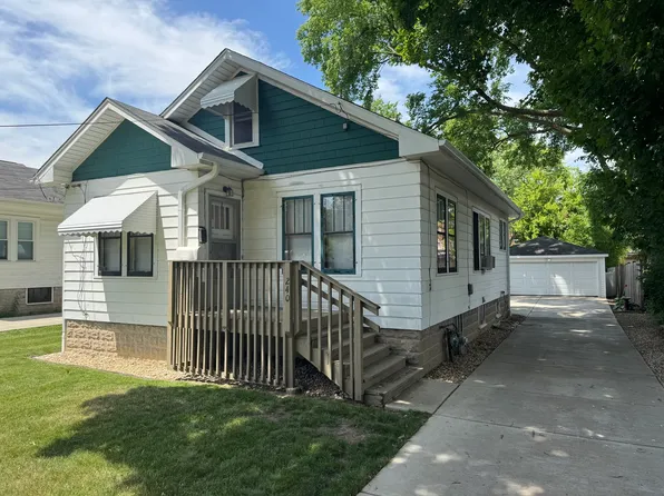 240 W Wilson St, Palatine, IL 60067