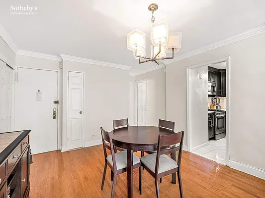 Sold by Sotheby's International Realty | media 2