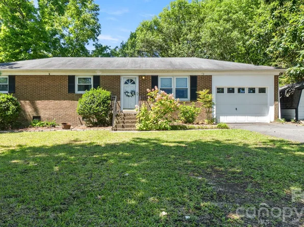3442 Matthews Indian Trail Rd, Matthews, NC 28104