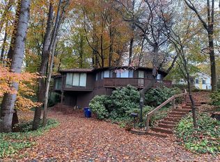 1569 Sharon Rd, Winston Salem, NC 27103